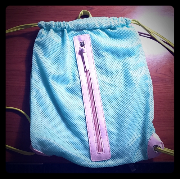 Drawstring backpack - Picture 1 of 3